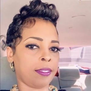 Meet your Posher, Petra